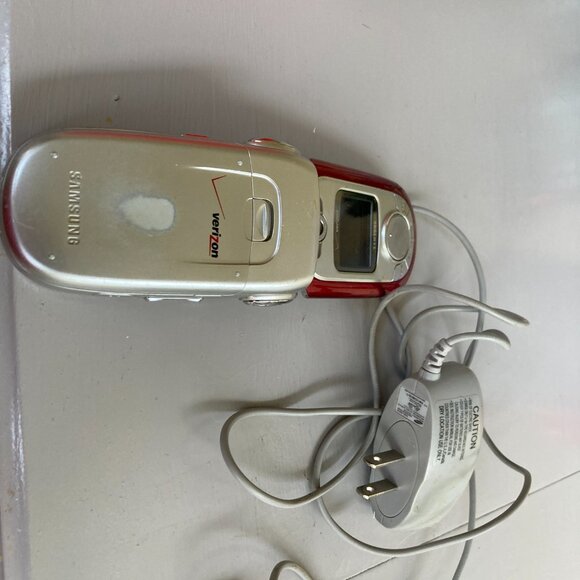 Samsung Gusto 3 SMB311ZKA RED FLIP PHONE EXCELLENT WORKING - Picture 8 of 9